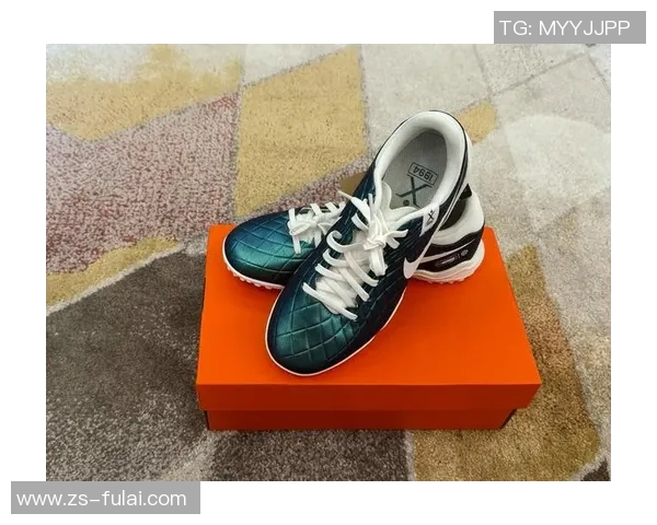 球星专属足球鞋定制背后的工艺与技术解析